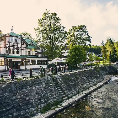 Depandance Hubertus Hotell 3*