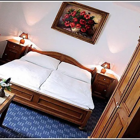 Depandance Hubertus 3*